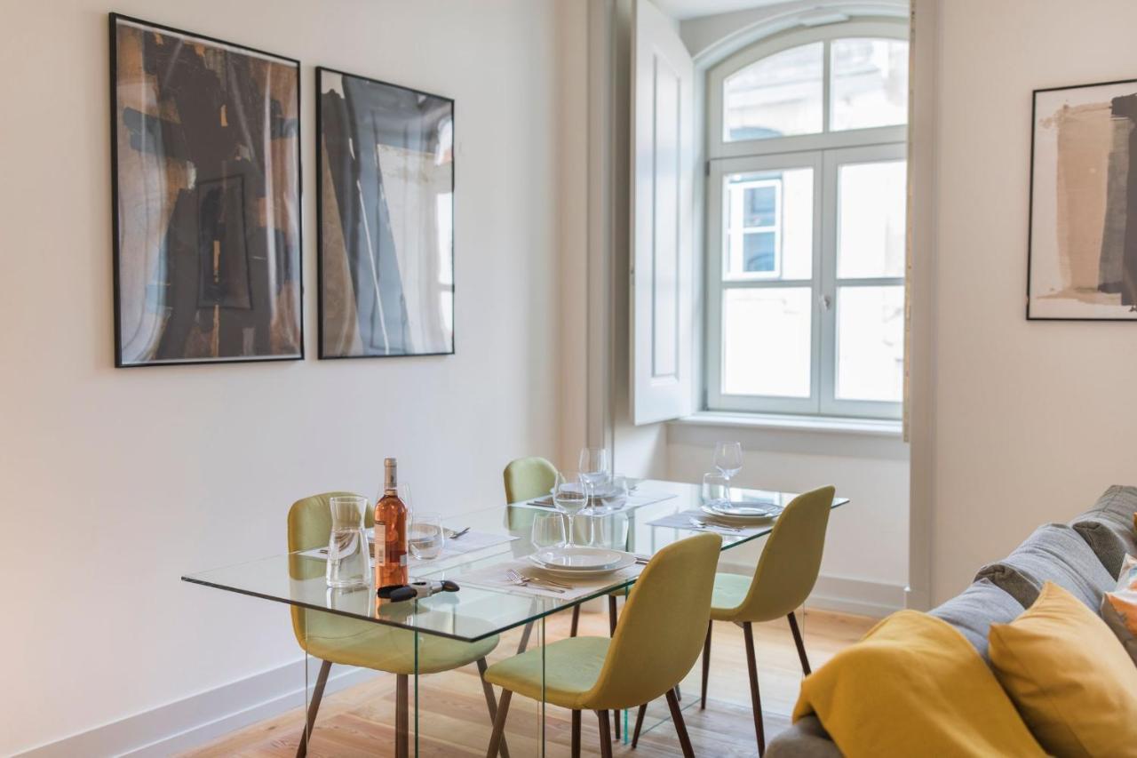 Lovelystay - Fancy In The Heart Of Lisbon